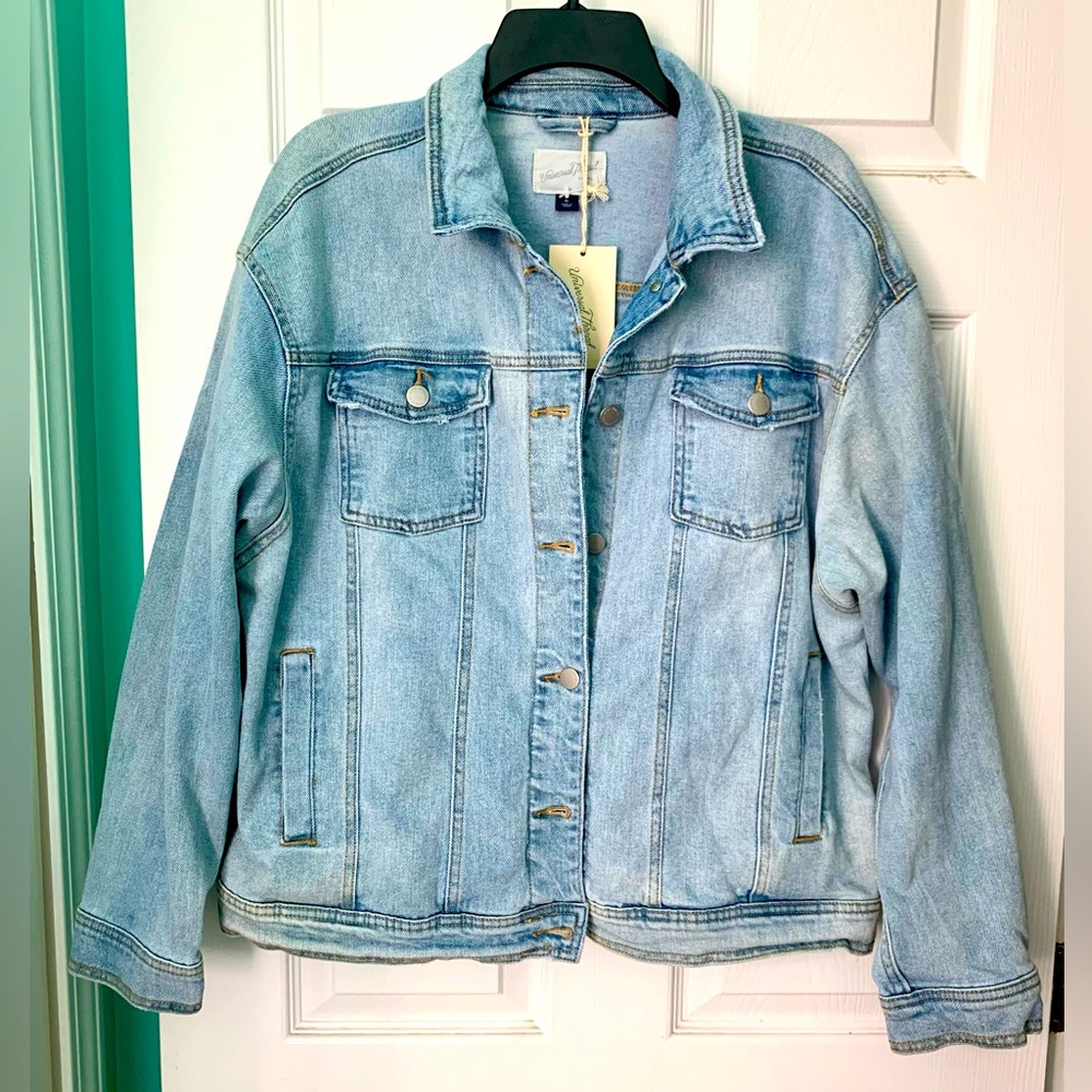 Universal Thread Good Co. women’ denim jacket, XL